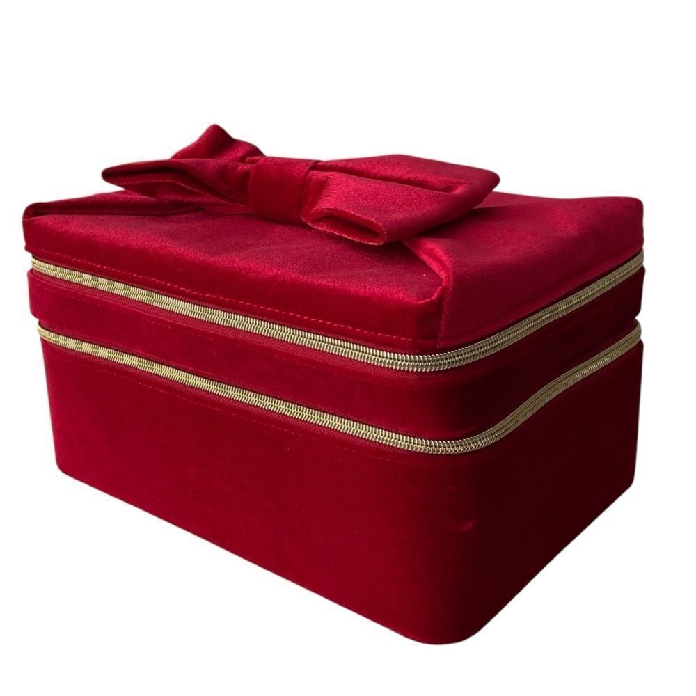 Estee Lauder Luxurious Red Velvet Makeup/Cosmetics Box Bag with Bow